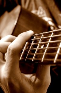 Tizi ouzou : cours de Guitare